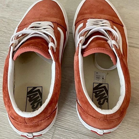 Vans - Picture 7 of 7